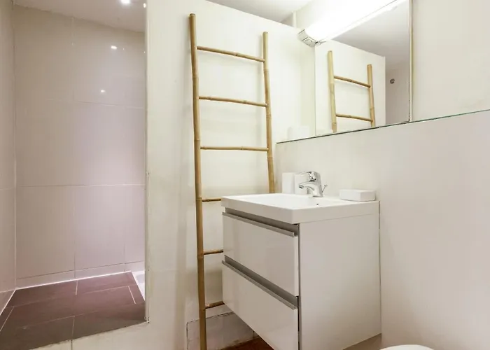 Gardague - 2 Etoiles - Welkeys Appartement *