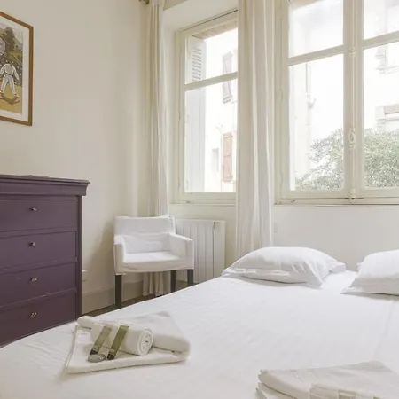 Gardague - 2 Etoiles - Welkeys بياريتز