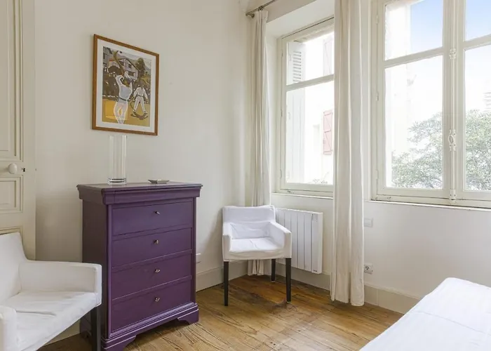 Gardague - 2 Etoiles - Welkeys 公寓